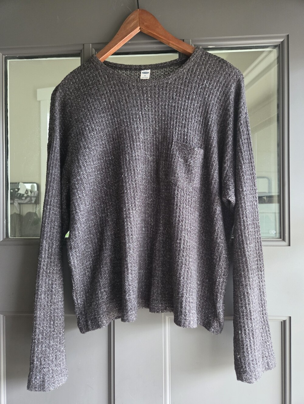 Old Navy Charcoal Grey Waffle Knit Cropped Front Pocket Sweater - Size M